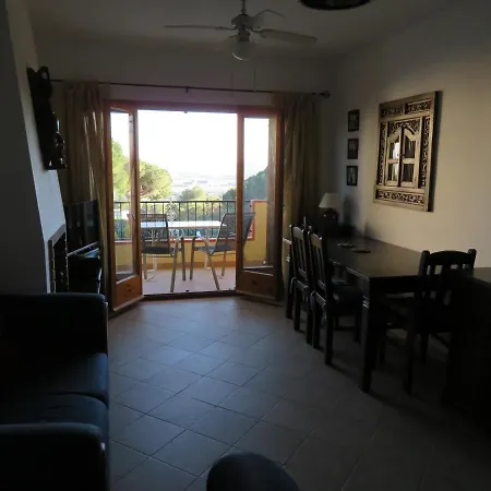 La Dorada 8